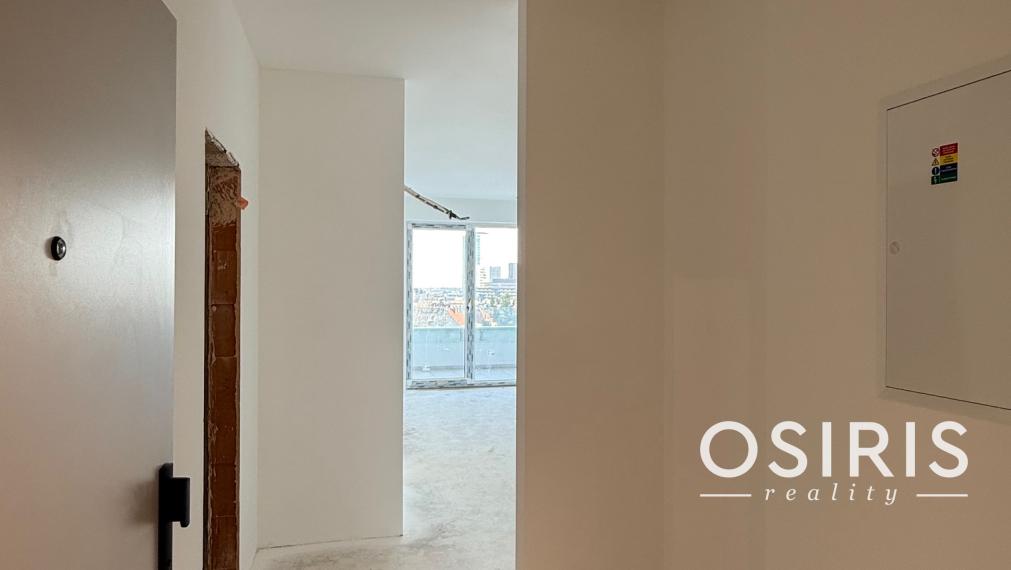 Skolaudované - 2 izb.byt s veľkým balkónom a krásnym výhľadom na Bratislavu