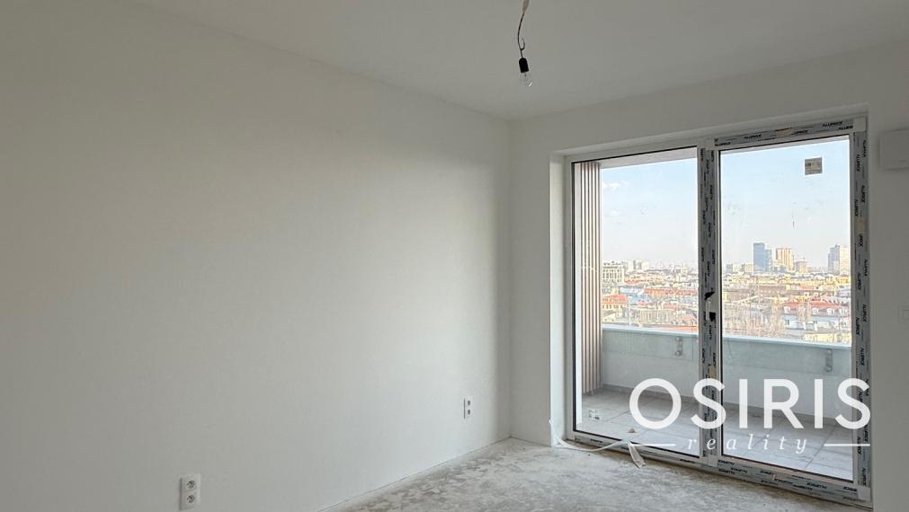 Skolaudované - 2 izb.byt s veľkým balkónom a krásnym výhľadom na Bratislavu