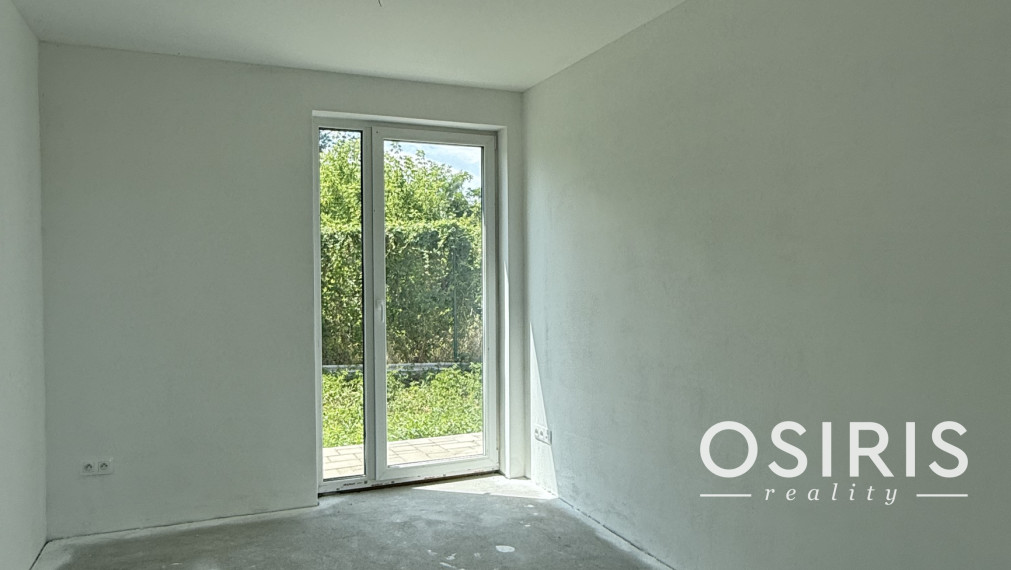 Minimalistický 4-izbový bungalov | Novostavba 2026 | 673 m² pozemok | Báč