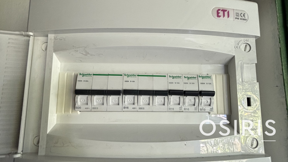Veľká slnečná záhrada 650 m² – chatka, elektrina a vlastná studňa – Žabí Majer