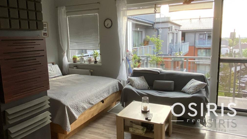 Novostavba: Zariadený 1i byt s veľkým balkónom a nádherným výhľadom 