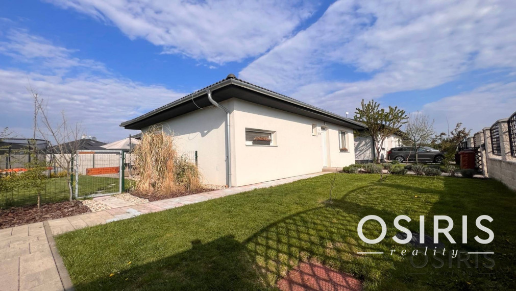 Nadštandardný samostatný 5i RD, novostavba 2013, Tri vody