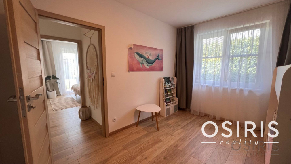 Nadštandardný samostatný 5i RD, novostavba 2013, Tri vody