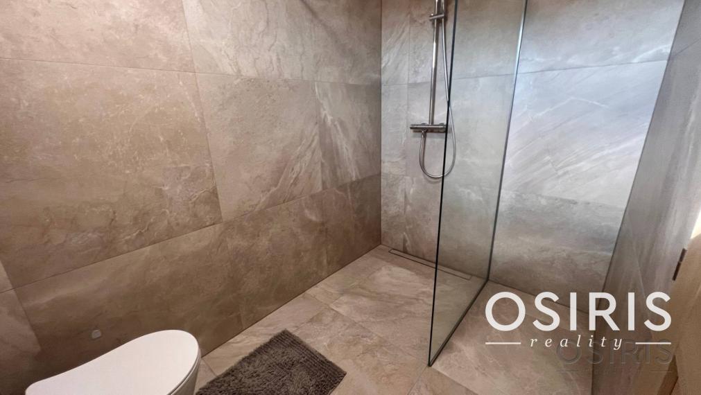 Nadštandardný samostatný 5i RD, novostavba 2013, Tri vody