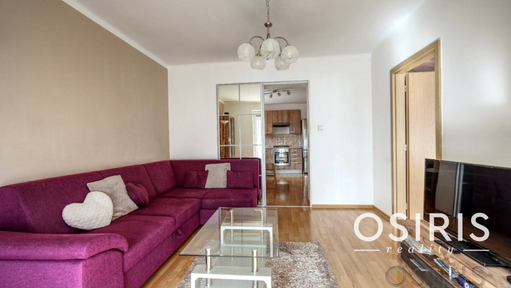 Zrekonštruovaný, zariadený 2i byt, balkón, veľká pivnica, BA - Rača 