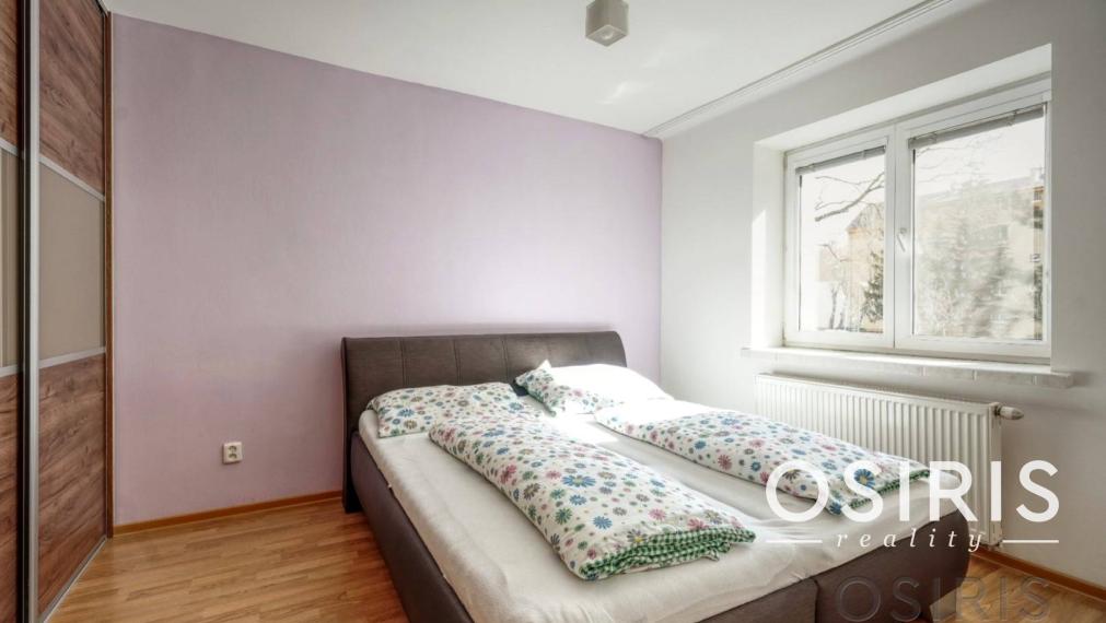 Zrekonštruovaný, zariadený 2i byt, balkón, veľká pivnica, BA - Rača 