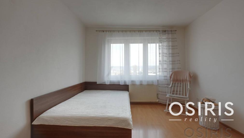 Zrekonštruovaný, priestranný 4i byt s dvoma balkónmi, Uhlisko, BB