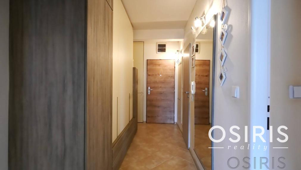 Zrekonštruovaný, priestranný 4i byt s dvoma balkónmi, Uhlisko, BB