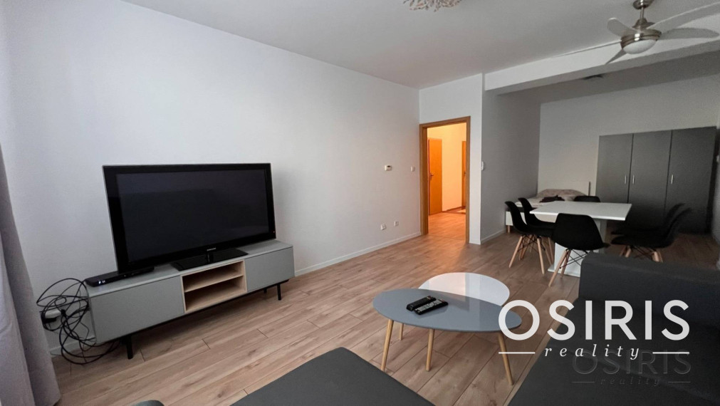 Rekonštruovaný 2i byt - 72 m2, kolaudácia r. 2007, Budatínska ul, Petržalka