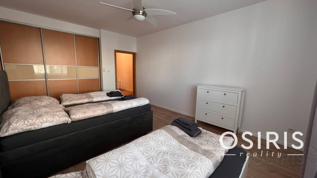 Rekonštruovaný 2i byt - 72 m2, kolaudácia r. 2007, Budatínska ul, Petržalka