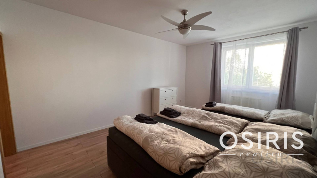 Rekonštruovaný 2i byt - 72 m2, kolaudácia r. 2007, Budatínska ul, Petržalka