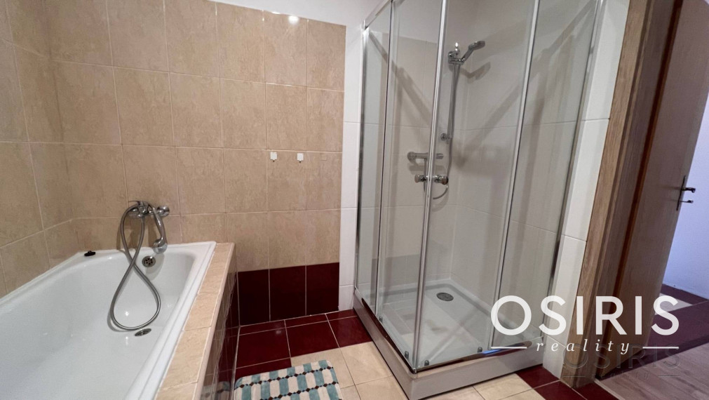 Rekonštruovaný 2i byt - 72 m2, kolaudácia r. 2007, Budatínska ul, Petržalka