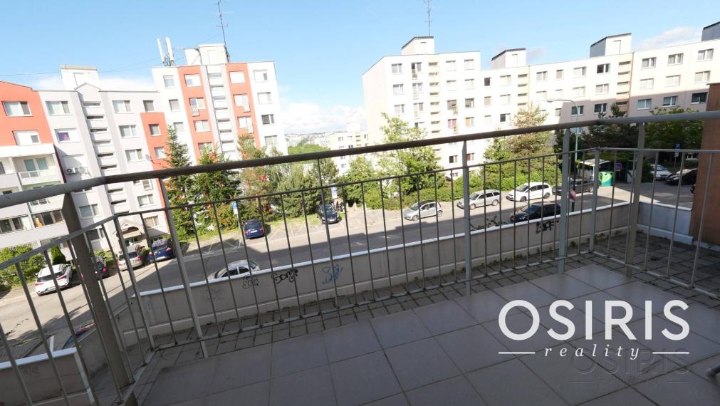 Klimatizovaný, zariadený 2i byt, balkón, šatník, Ľ. Fullu, Karlova Ves