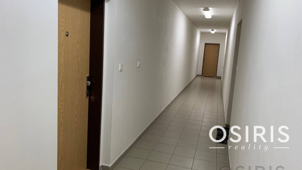 Klimatizovaný, zariadený 2i byt, balkón, šatník, Ľ. Fullu, Karlova Ves