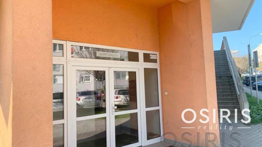 Klimatizovaný, zariadený 2i byt, balkón, šatník, Ľ. Fullu, Karlova Ves