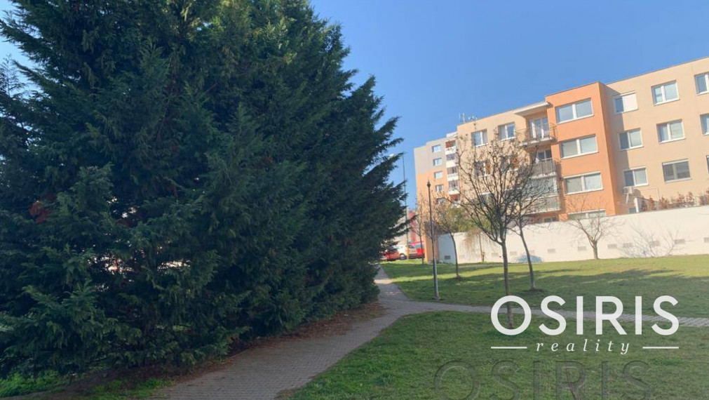 Klimatizovaný, zariadený 2i byt, balkón, šatník, Ľ. Fullu, Karlova Ves