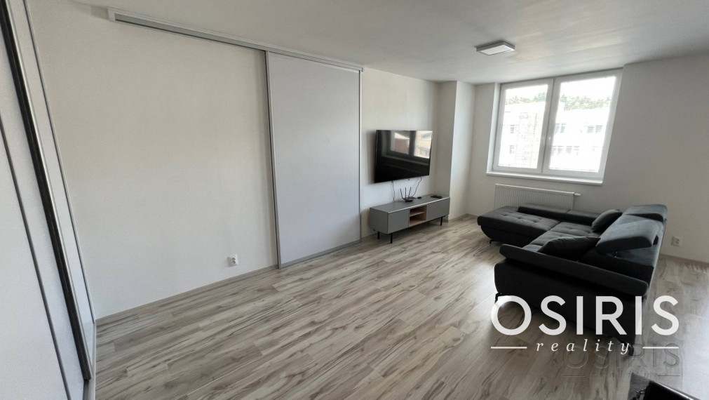 2 izbový byt s balkónom, novostavba 2022, 1x parkovanie