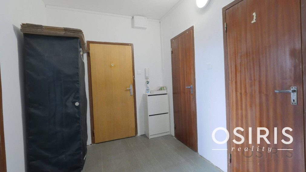 Slnečný 3i byt po čiastočnej rekonštrukcii, loggia, Lachova ul.