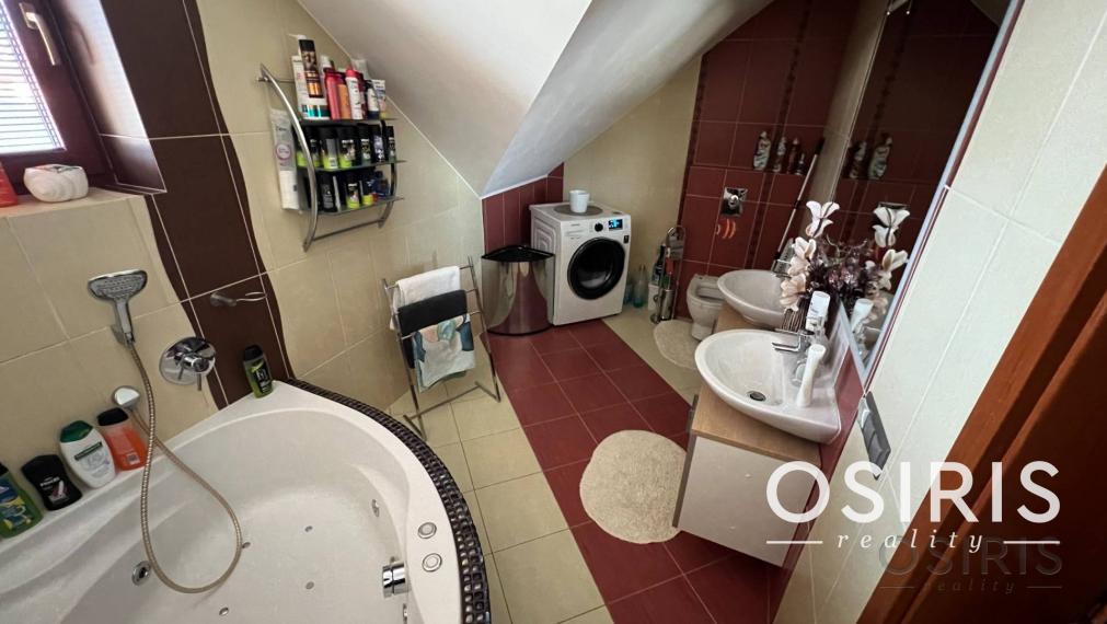 Samostatný 5i RD v lukratívnej lokalite, Lipt. Mikuláš-Palúdzka