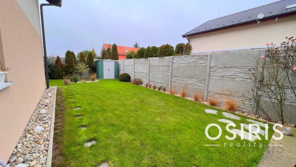 3i byt v novostavbe s pozemkom 150 m2, 2x parkovanie, Dunajská Lužná