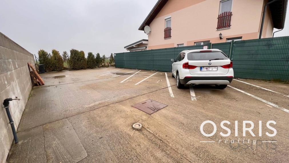 3i byt v novostavbe s pozemkom 150 m2, 2x parkovanie, Dunajská Lužná