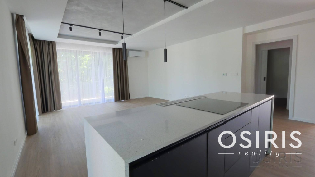 Nadštandardný klimatizovaný 4i byt, lodžia, parkovanie, Mudroňova ul.