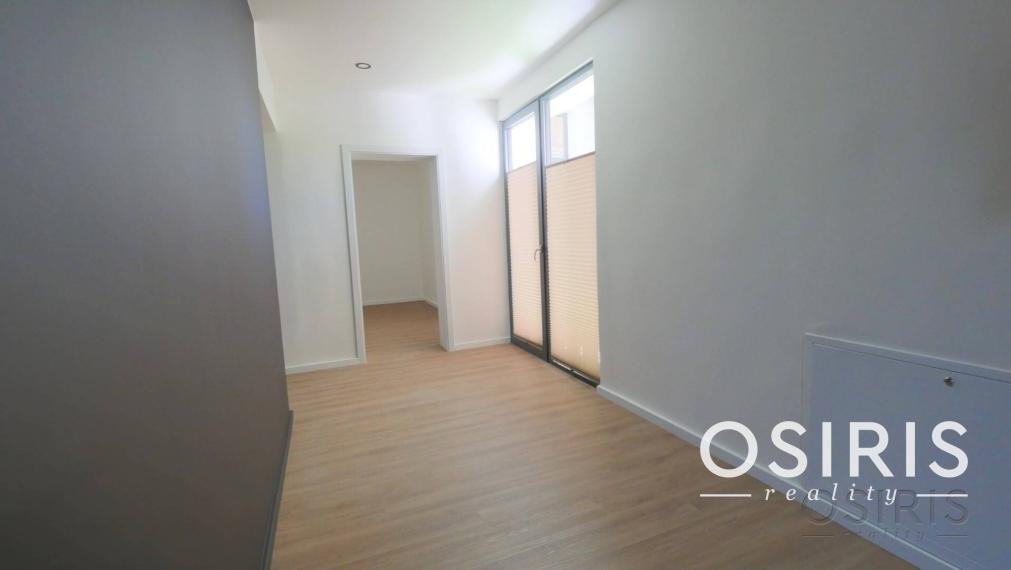 Nadštandardný klimatizovaný 4i byt, lodžia, parkovanie, Mudroňova ul.