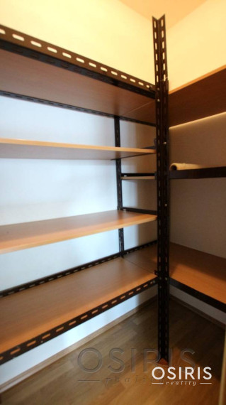 Klimatizovaný, 2i byt, šatník, garážový box v cene, Pezinok