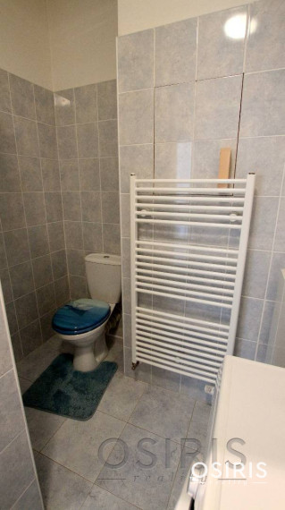 Klimatizovaný, 2i byt, šatník, garážový box v cene, Pezinok