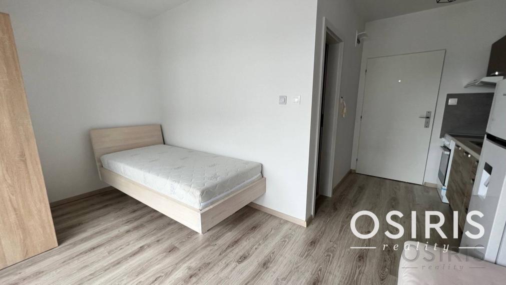 Slnečný 1i byt s balkónom, v novostavbe z r. 2022, Rovinka