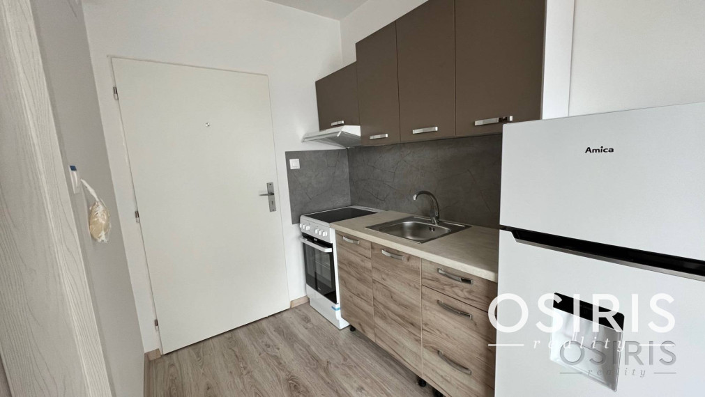 Slnečný 1i byt s balkónom, v novostavbe z r. 2022, Rovinka