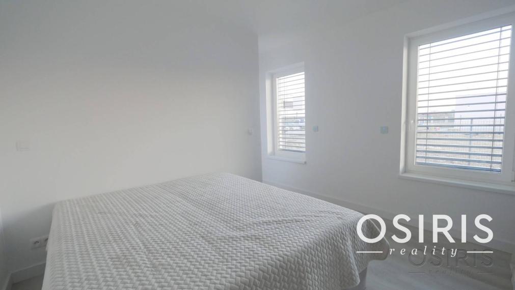 Ponuka výstavby samostatného 4i rodinného domu, holodom / štandard