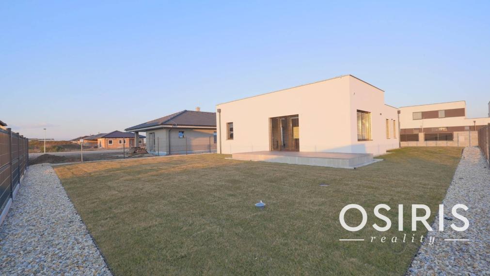 Ponuka výstavby samostatného 4i rodinného domu, holodom / štandard