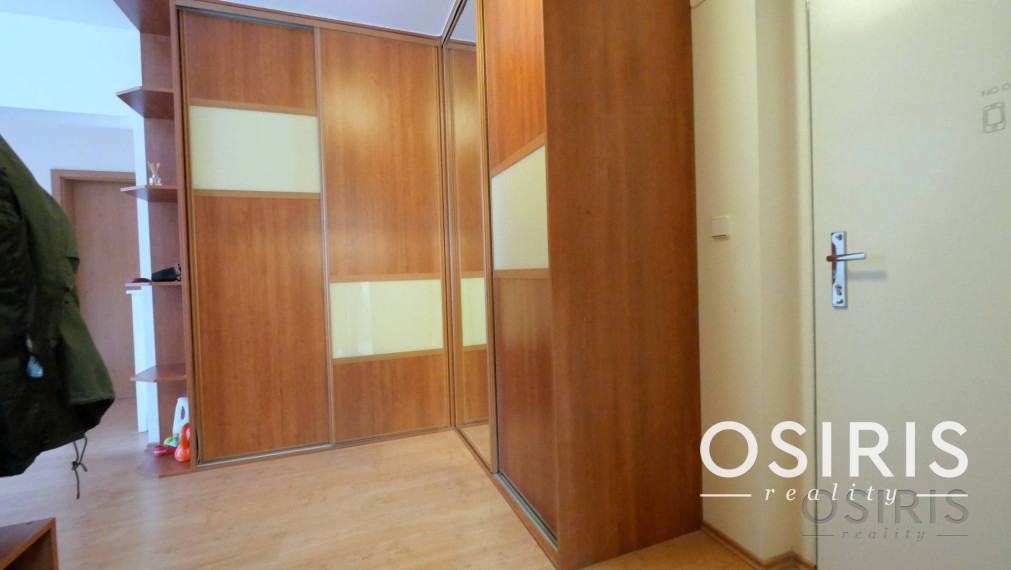 Zariadený 4i byt, 120 m2, balkón, parkovanie v garáži, Koloseo, BA III