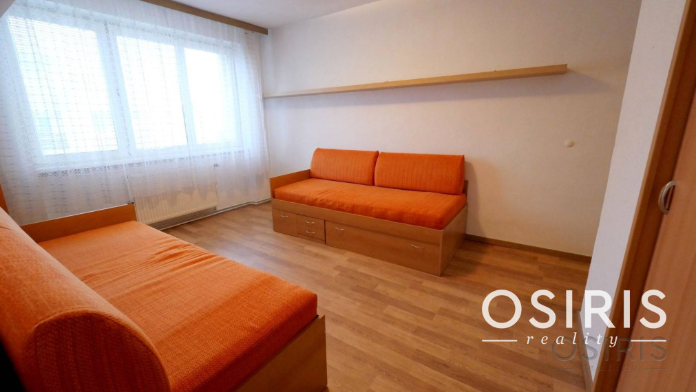 TOP: Zariadený priestranný 3i byt s loggiou, Trnavská, Pezinok 