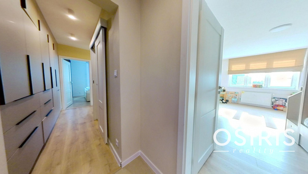 Na predaj 3i byt zariadený dizajnérom, atraktívna lokalita - tichá časť vo Svite