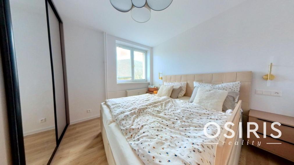 Na predaj 3i byt zariadený dizajnérom, atraktívna lokalita - tichá časť vo Svite