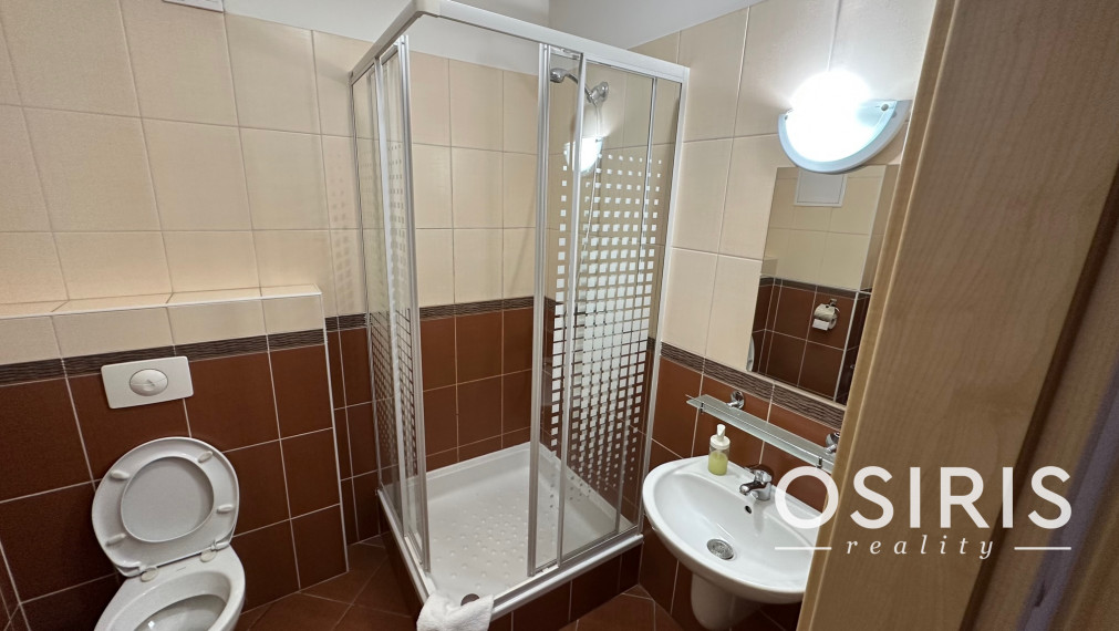 2 izbový byt s balkónom, 1x parkovanie