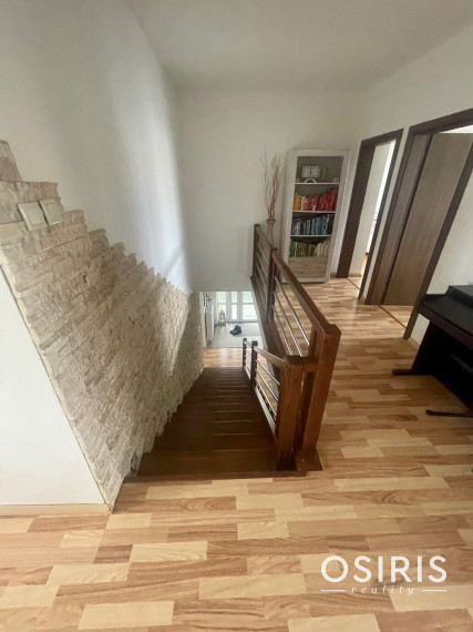 Krásny, presvetlený, 6 izbový rodinný dom po kompletnej rekonštrukcii