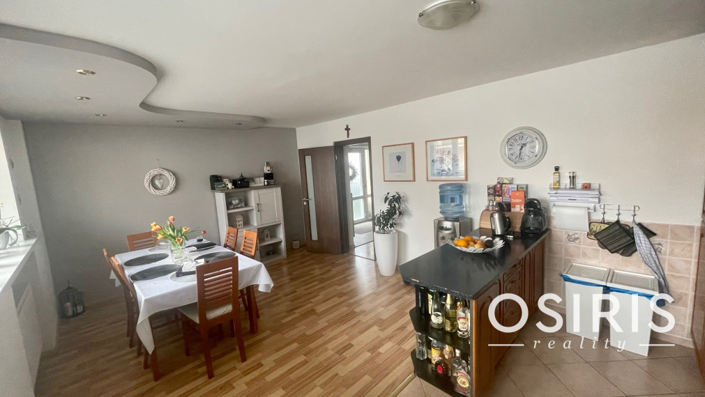 Krásny, presvetlený, 6 izbový rodinný dom po kompletnej rekonštrukcii