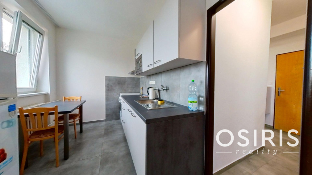 Zariadený 2i byt po čiastočnej rekonštrukcii, balkón, Ivanská cesta, Ružinov