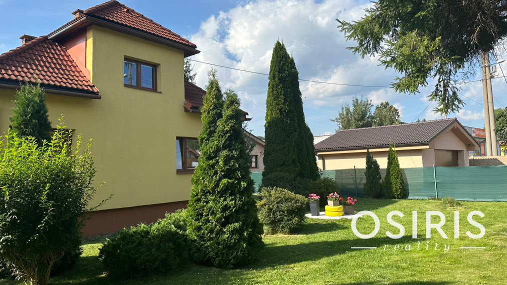 3i rodinný dom s rovinatým pozemkom 662 m2, Liptovská Ondrašová, okres Lipt. Mikuláš