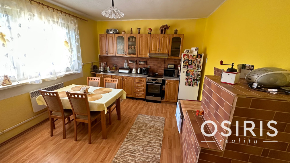 3i rodinný dom s rovinatým pozemkom 662 m2, Liptovská Ondrašová, okres Lipt. Mikuláš