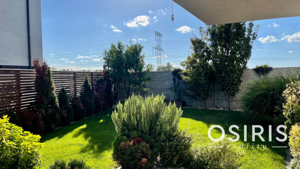 Moderný, kompletne zariadený, 3 izbový byt s krásnou záhradou