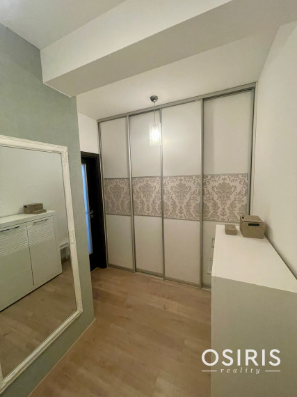 Moderný, kompletne zariadený, 3 izbový byt s krásnou záhradou