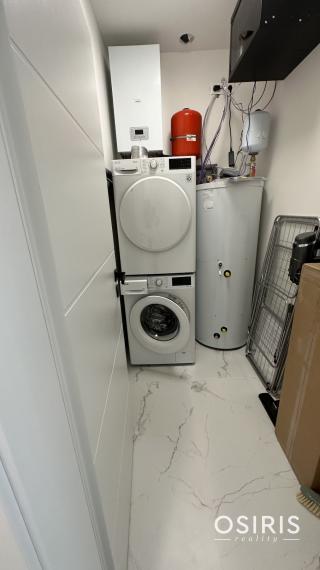 Klimatizovaný 4i zariadený dom, vírivka, 2x parking, D. Lužná