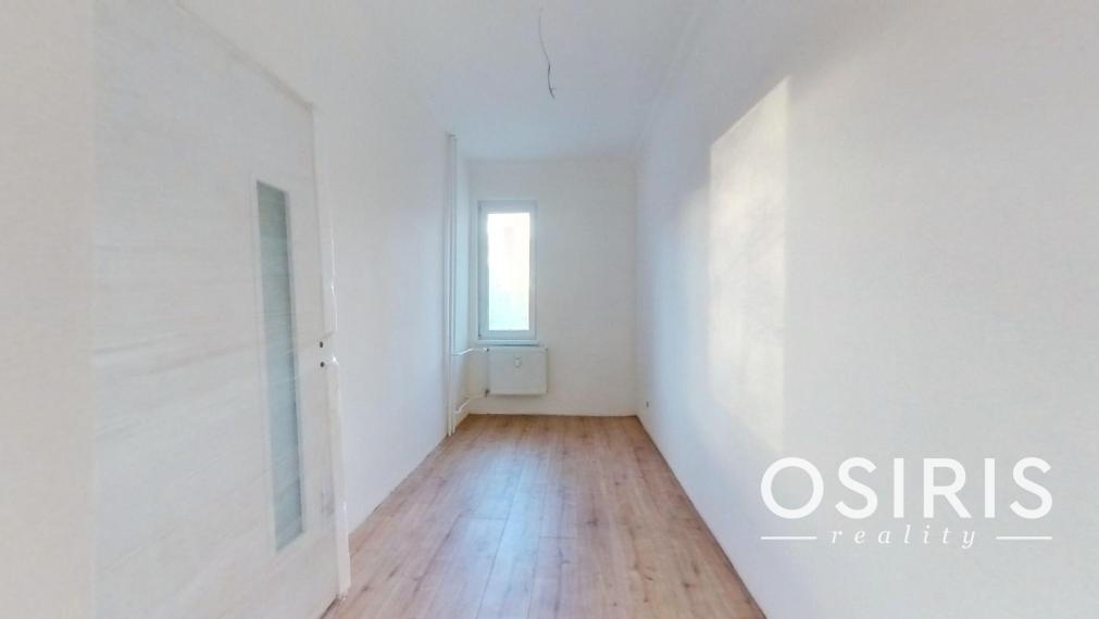 3i byt s balkónom, po kompletnej rekonštrukcii z r. 2023, Narcisová ul