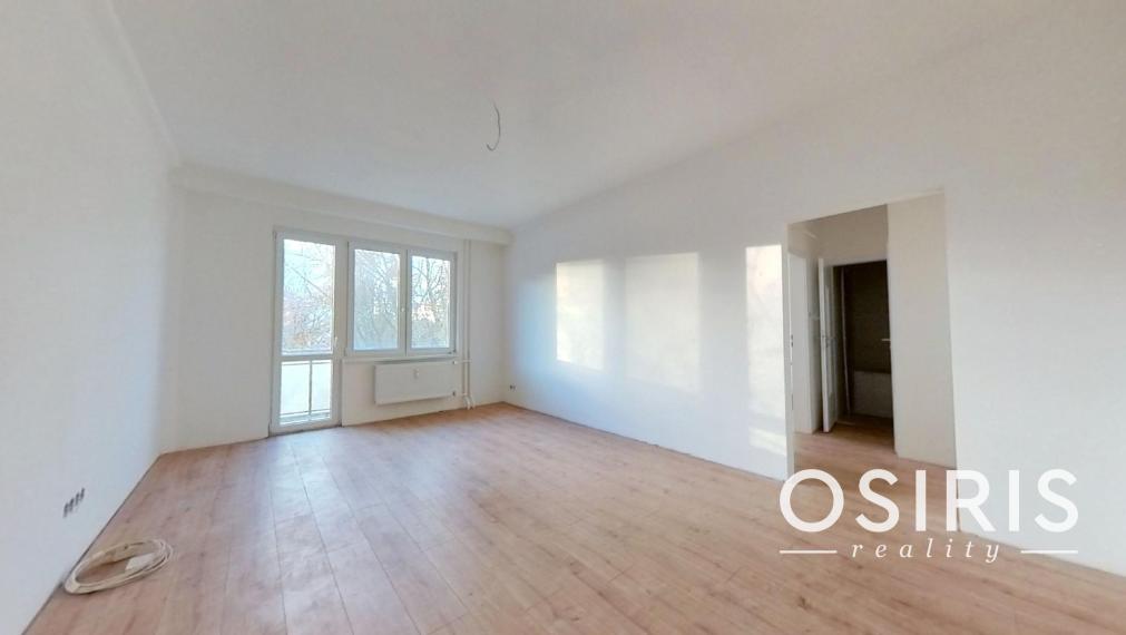 3i byt s balkónom, po kompletnej rekonštrukcii z r. 2023, Narcisová ul