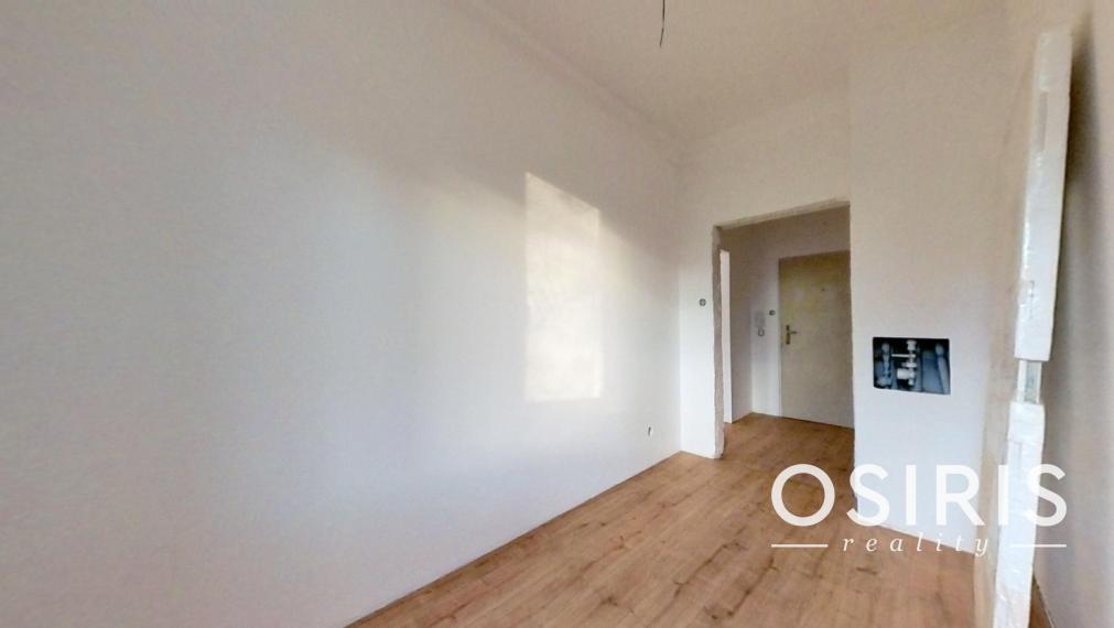 3i byt s balkónom, po kompletnej rekonštrukcii z r. 2023, Narcisová ul