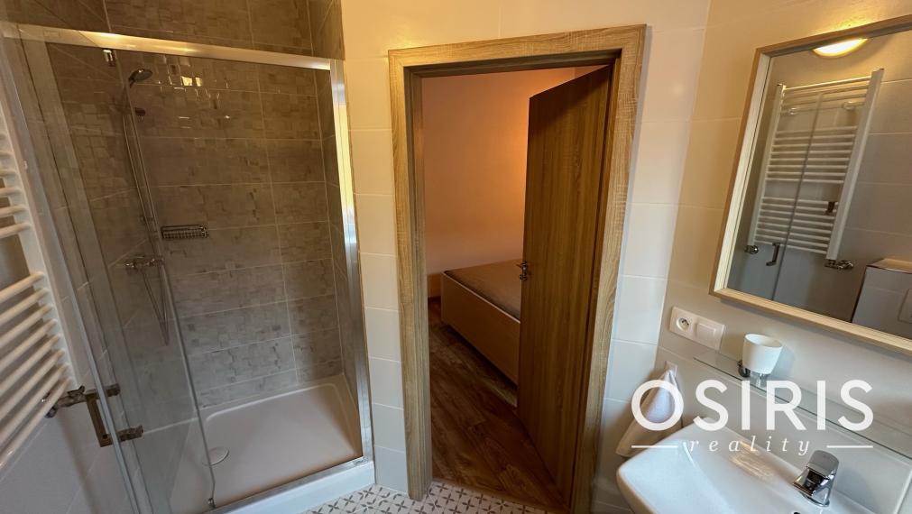 Lukratívny apartmánový dom (336 m2) s rozlohou pozemku 1684m2